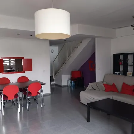 Apartamento Espacioso Duplex *